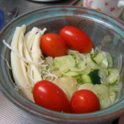 「トマトサラダwithチーズ」オリーブオイルでサラダがもっとおいしく！ご感想募集中！の投稿画像