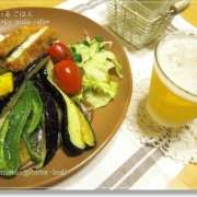 「＊たっぷりのせて夏野菜カレー＊」【我が家のオリジナルカレー募集！】レシピ写真コンテスト！アルバカレープレゼント♪の投稿画像