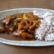 「根菜ゴロゴロカレー」【我が家のオリジナルカレー募集！】レシピ写真コンテスト！アルバカレープレゼント♪の投稿画像