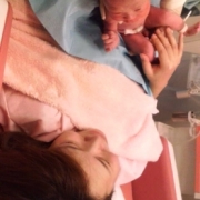 「ご対面」【赤ちゃん写真コンテスト開催】魚沼産コシヒカリ１年分♪豪華賞品多数ご用意！の投稿画像