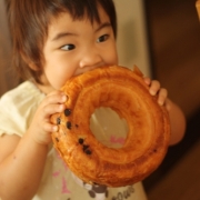 「おおきなパン♪」子どもパクパク♪ おうちごはんを投稿して、人気おためしメニューをGET！の投稿画像