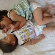 「☆仲良し姉弟☆　by.いつもと変わらぬ風景」★歳末写真データ一掃企画！★2010年あなたの今年の一枚大募集！！の投稿画像