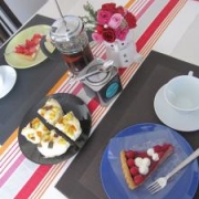 「休日に頂いたケーキと紅茶で贅沢♪」素敵なティータイムの写真大募集！『オーガニックグリーンルイボスティー』20名様の投稿画像
