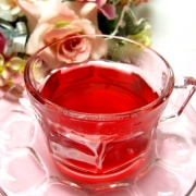 「ローズヒップティーでリラックスタイム」ヤンロン茶の画像大募集中！『燕龍茶(ヤンロン茶)』　茶葉30g&times;15名様の投稿画像