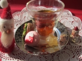 「いつものお茶もクリスマス風に」の画像（1枚目）