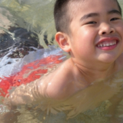 「息子二人」【クリンスイ】～水のある風景～　写真テーマ「家族」の投稿画像