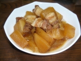 大根と豚バラ肉の煮込み