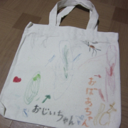 「双子の合作」写真を送るだけ★『みせて！お子さんの工作・絵』☆選べるくもんのドリルプレゼント！の投稿画像