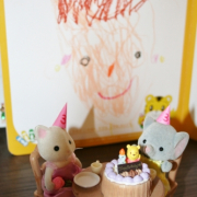 「お誕生日に描いた3歳の自分の顔！」写真を送るだけ★『みせて！お子さんの工作・絵』☆選べるくもんのドリルプレゼント！の投稿画像
