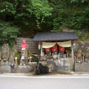 「地蔵さんの水」【クリンスイ】～水のある風景～　写真テーマ「きれいな水」の投稿画像
