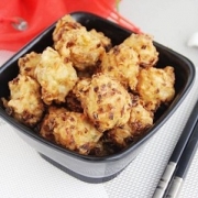 「大根挽肉団子材 料（３人分）大根1/2本豚挽肉200g長ネギ2本小麦粉100g卵1個」ごはんでファイト！煮物にお鍋に大活躍！食物繊維たっぷり根菜料理　大募集の投稿画像