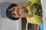「「ガブリッ!!!」で、おいしー♪」の画像（1枚目）