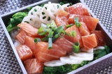 「雛祭りはサーモン満載の食卓でうっとり♪。」の画像