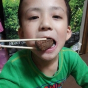 「くぅ～」【神戸牛旭屋】美味しい笑顔コンテスト！神戸牛すき焼きセット300ｇ【3名様に】の投稿画像