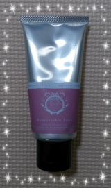 口コミ記事「ＮＡＮＡＣＯＳＴＡＲ美容液ハンドクリーム。」の画像