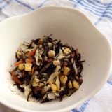 「ひじきサラダをねこぶだしで！」の画像（1枚目）