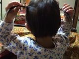 2歳半の娘。やっと縛れるようになった（笑）