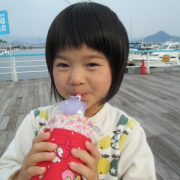 「外出時」【子供と飲み水フォトコンテスト】 チャプリンエコマグボトル＆ストラッププレゼントの投稿画像