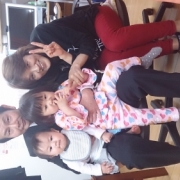 「帰省したとき」「おじいちゃん、おばあちゃんと一緒に笑顔の写真」投稿イベントの投稿画像