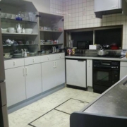 「かなり年季が入ったキッチンです。」年末に向けて【憧れキッチン】ホントにほしいＤＩＹ用品☆セルフコーティングのセットの投稿画像