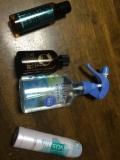 毎日使うヘアーオイル。<br /><br />たまに使うヘアーオイルのゆず油、ヘアートリートメントのミントシャワー。<br /><br />あまり使わないヘアースプレーです。