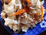 「秋の恵みたっぷり炊き込み」の画像（2枚目）