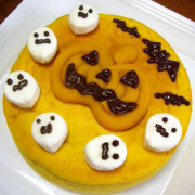 「娘もチョコペンで手伝ってくれました。」【スイーツ詰め合わせプレゼント】ハロウィン&ldquo;デコスイーツ&rdquo;の写真大募集！！の投稿画像