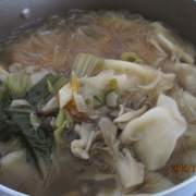 「簡単きのこたっぷり鍋」美肌系★あったか鍋料理★写真＆レシピ大募集！※過去に撮った写真もOK!!の投稿画像