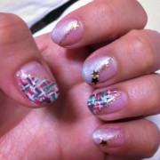 「クリスマスカラーでツイードチェック風」クリスマスネイルアートコンテストでジェルネイルキット5名様プレゼント！ラソプロの投稿画像