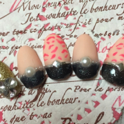 「お初のレオパです！それっぽくなってよかったです(●♡ᴗ♡●)
レオパードの部分だけマットにしたかったのに、じつはもってなくて....ジェルの上からマットコートのポリッシュにしちゃいました(^^;;
へたっぴだけど、、、
」あなたの自慢のネイルを投稿して♪3名様にマットネイルが出来るキットをプレゼントの投稿画像