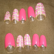 ピンクツイード