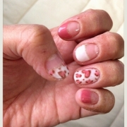 「ハートのヒョウ柄アート」第5回ネイルアートコンテスト「ピンクを使ったバレンタインアート」で豪華プレゼントの投稿画像