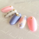 「フラワーとギンガムチェックで春ネイル♡」の画像