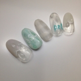 「Laso proのしずくをイメージして大人可愛いすずしげネイル」の画像（2枚目）