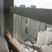 「スイートルームの窓辺より」美足百選サイト開設記念！足と風景をバックに写真をお送りください！の投稿画像