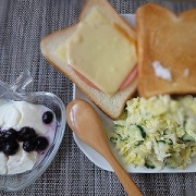 「オリブ―オイル入りサラダ　朝食」最高級オリーブオイル！カラダの内からキレイに健康に☆モニター5名様！の投稿画像