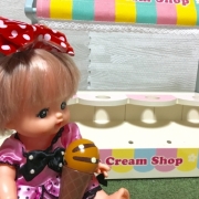 「アイスを食べるメルちゃん。」メルちゃん画像コンテストイベント第2弾【かわいい写真を投稿して商品ゲット！】の投稿画像