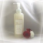 アンジェリコの「リメイ　インバス　ピーリングジェル（Remei　In Bath Peeling Gel）」使ってみました(*&acute;-`*)ポロポロの基になる成分（ピーリングポリマー）がたくさん入ってい&hellip;のInstagram画像