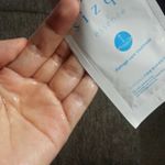 #モニプラ当選 レポです。ヘアオイルなので、ベタベタするかな、と思いましたがむしろ水のような感触。ご指導いただいた通り、もみ込むのではなく髪をとく感じでつけました。使い心地は割と好き。効果&hellip;のInstagram画像