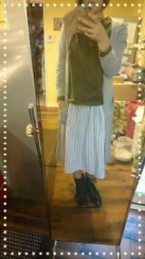 口コミ：憧れのデコルテ美人に！ノーカラーVネックトップスのコーデの画像（1枚目）