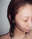 「ローズの香りに癒されながら潤いも持続してくれます」の画像（1枚目）