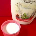 天然由来の保湿成分「ヤギミルク・シアバター・ホホバオイル」で、肌を乾燥から守ってくれる入浴料。*ヤギミルクは高い浸透力を持ち、美白・美肌に欠かせない栄養素がたっぷり♪潤いが長時間続きます。&hellip;のInstagram画像