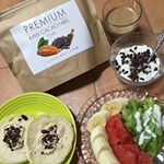 カカオ豆を砕いてフレーク状にした『カカオニブ』お試しさせていただきました。ポリフェノールを豊富に含んでいて、大さじ1杯のカカオニブに516ミリグラム含まれているそうです。2杯から3杯で1日の理&hellip;のInstagram画像