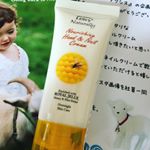 #レイヴィー #ローヤルゼリー #ハンドクリーム #保湿 #moniplaレイヴィー ハンド&ネイルクリームを使用♪今まで使った中で一番の浸透力❤️❤️まったくべたつかなくて本当に驚いた😳&hellip;のInstagram画像