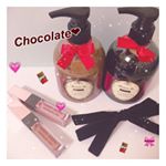 ♡ハホニコの姉妹ブランドのハホニコハッピーライフの新商品「choco・le チョコレ」チョコレートのシャンプーとトリートメント🍫💕.パッケージも鬼かわいくてテンションが上がる😍🙌🏻&hellip;のInstagram画像