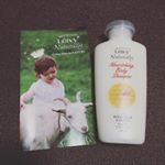 ＊レイヴィー ボディシャンプーロイヤルゼリー&ハチミツ＊お肌のハリ・ツヤ不足気にになる方におすすめ♡すっきりフローラルでとってもイイ香りです♡＊こちら使うまで毎日お&hellip;のInstagram画像