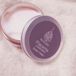 ロゼべ プラセンタ エンリッチクリーム.しみ、そばかす、ニキビを防ぎ、ナノ化セラミドの肌バリア機能と7つの天然植物エキスの働きで肌を保湿しながら美白するクリーム✨.広告費用や箱のパッケ&hellip;のInstagram画像