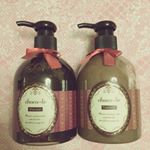 大好きなチョコレートの香りのシャンプーセット🍫#チョコレ #ハホニコ #ハホニコハッピーライフ #ノンシリコン #チョコ #チョコレート #チョコレートシャンプー #chocolate  #m&hellip;のInstagram画像