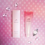 **#phytolift#フィトリフト#ホットクレンジングジェル#クレンジング*#テクスチャーはかため#すぐに柔らかくなる#透明感のある白色*#乾いたお肌に&hellip;のInstagram画像