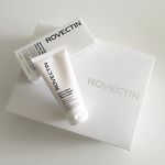 @rovectin_japan のプレミアムクリーム♡モノトーンのパケで使い心地も凄く良い(❛ᴗ❛人)✧低刺激なのに、保湿がきちんとされます。顔に伸ばしたら、スーっと伸びも良くて香りも無いので&hellip;のInstagram画像